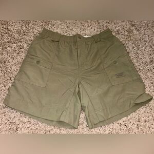 Men’s AFTCO Sage Green Cargo Shorts size 38